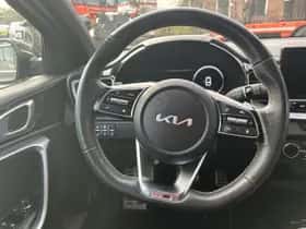 Kia Proceed (2023) thumbnail 12