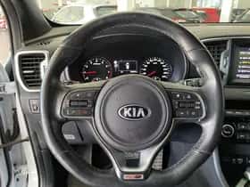 Kia Sportage (2016) thumbnail 27