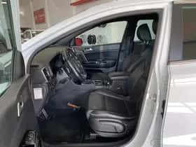 Kia Sportage (2016) thumbnail 28
