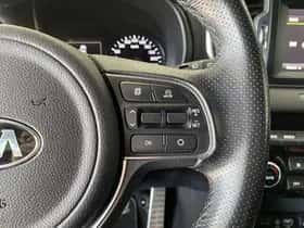 Kia Sportage (2016) thumbnail 30