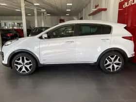 Kia Sportage (2016) thumbnail 40