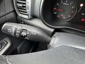 Kia Sportage (2016) thumbnail 38