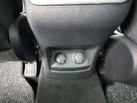 Kia Sportage (2016) thumbnail 45