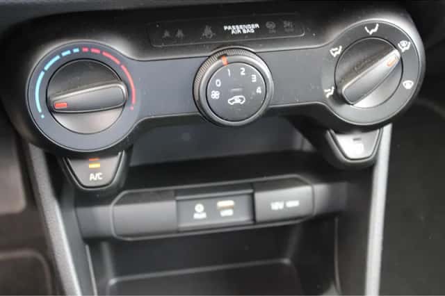Kia Picanto (2018) thumbnail 27