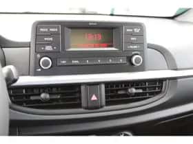 Kia Picanto (2018) thumbnail 62