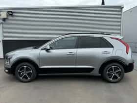 Kia Niro (2025) thumbnail 2
