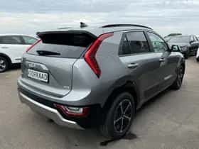 Kia Niro (2025) thumbnail 8