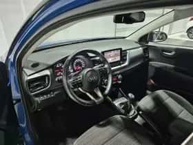 Kia Stonic (2021) thumbnail 55