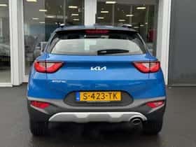 Kia Stonic (2023) thumbnail 4