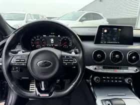 Kia Stinger (2019) thumbnail 15