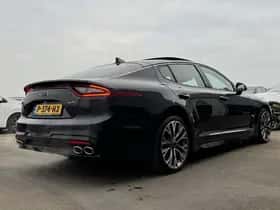 Kia Stinger (2019) thumbnail 52