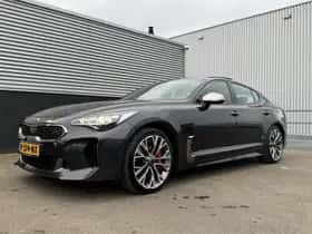 Kia Stinger (2019) thumbnail 55