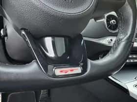 Kia Stinger (2019) thumbnail 64