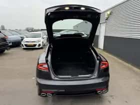 Kia Stinger (2019) thumbnail 76