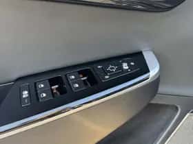 Kia EV6 (2024) thumbnail 12