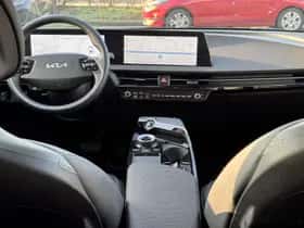 Kia EV6 (2024) thumbnail 26