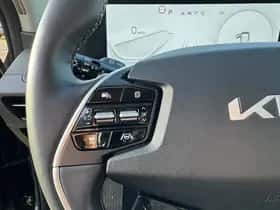 Kia EV6 (2024) thumbnail 57