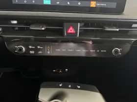 Kia EV6 (2025) thumbnail 12