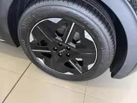 Kia EV6 (2025) thumbnail 52