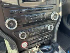 Ford Mustang thumbnail 39