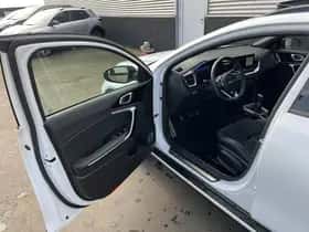 Kia XCeed (2023) thumbnail 70