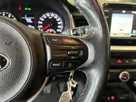 Kia Stonic (2020) thumbnail 31