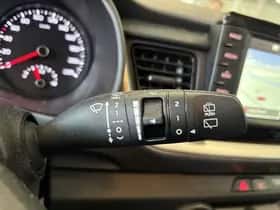 Kia Stonic (2020) thumbnail 33