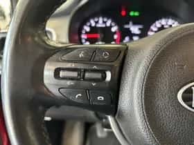 Kia Stonic (2020) thumbnail 7