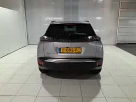 Peugeot e-2008 (2022) thumbnail 3