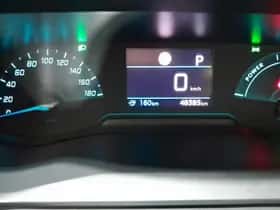 Peugeot e-2008 (2022) thumbnail 7