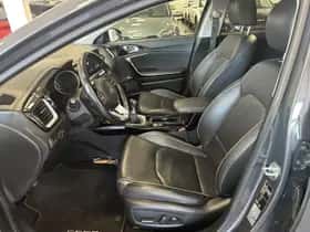 Kia Ceed (2018) thumbnail 3