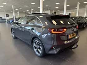 Kia Ceed (2018) thumbnail 45