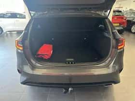 Kia Ceed (2018) thumbnail 47