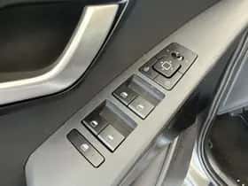 Kia Niro EV (2024) thumbnail 3