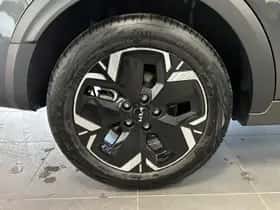 Kia Niro EV (2024) thumbnail 32