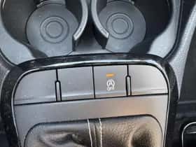 Kia Picanto (2024) thumbnail 21