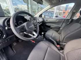 Kia Picanto (2024) thumbnail 30
