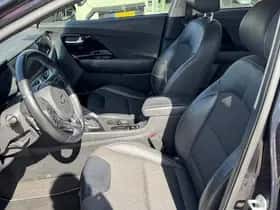 Kia Niro (2021) thumbnail 42