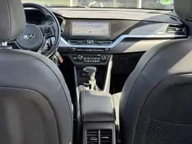 Kia Niro (2021) thumbnail 51