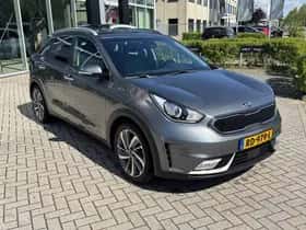 Kia Niro (2017) thumbnail 43