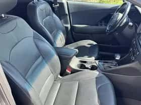 Kia Niro (2017) thumbnail 46