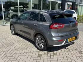Kia Niro (2017) thumbnail 65