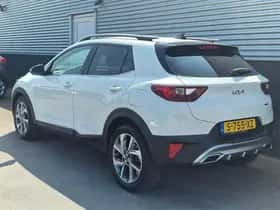 Kia Stonic (2023) thumbnail 43