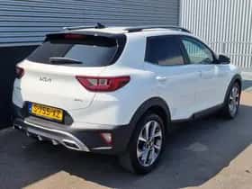 Kia Stonic (2023) thumbnail 45