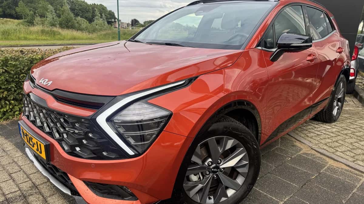 Kia Sportage (2022) — foto 1
