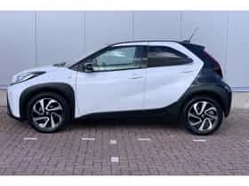 Toyota Aygo (2024) thumbnail 3