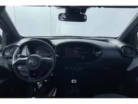 Toyota Aygo (2024) thumbnail 43
