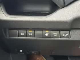 Toyota RAV4 (2024) thumbnail 44