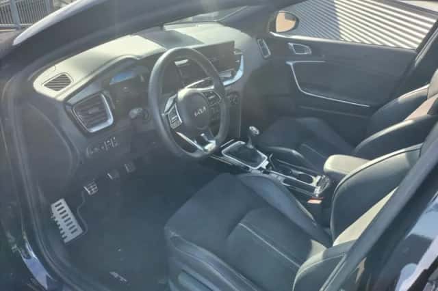 Kia Ceed Sportswagon (2024) thumbnail 14