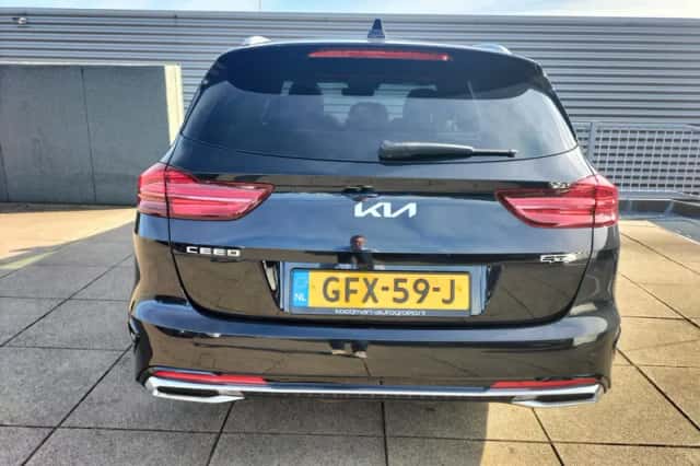 Kia Ceed Sportswagon (2024) thumbnail 6